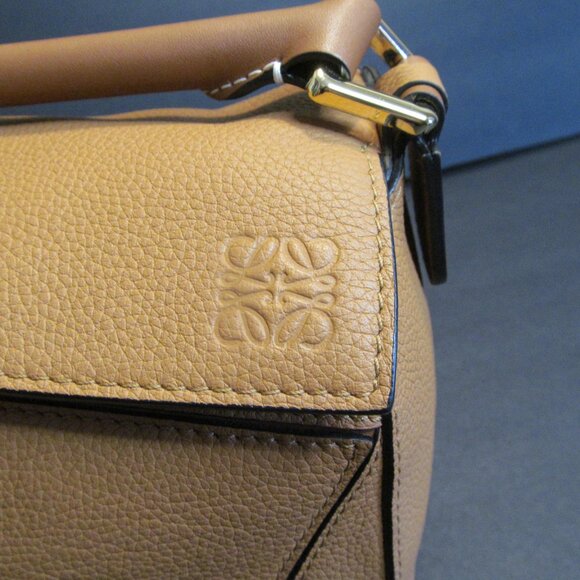 Loewe Puzzle Bag, Brown Pebbled Leather, Gold Hardware, Zip Closures, Crossbody - Picture 7 of 9